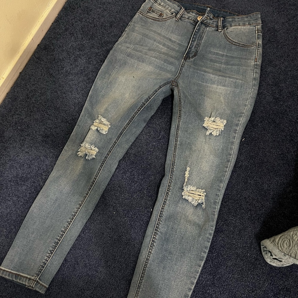 3 PAIRS OF JEANS SIZE SMALL 2-5
